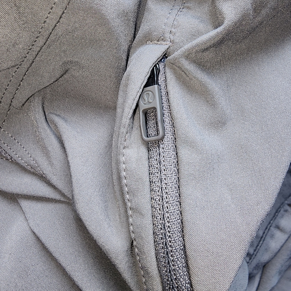 lululemon athletica Men's Pace Breaker Lined Performance Shorts Gray Size Small - Picture 4 of 10